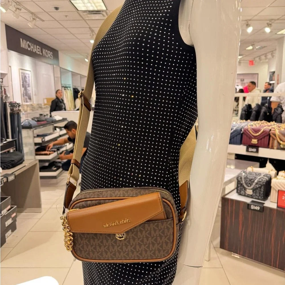 Michael Kors 2in1 Maisie Camera Crossbody Bag